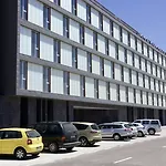 Diagonal Plaza 4*