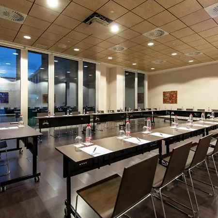Diagonal Plaza 4* Zaragoza