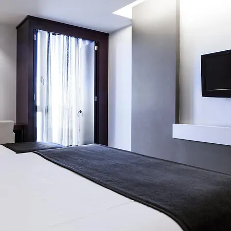 Diagonal Plaza 4* Σαραγόσα