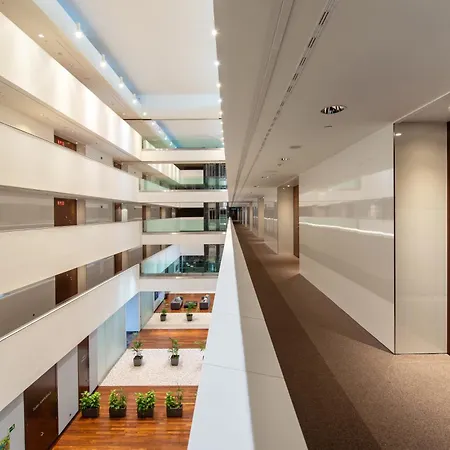 Diagonal Plaza Hotell 4*