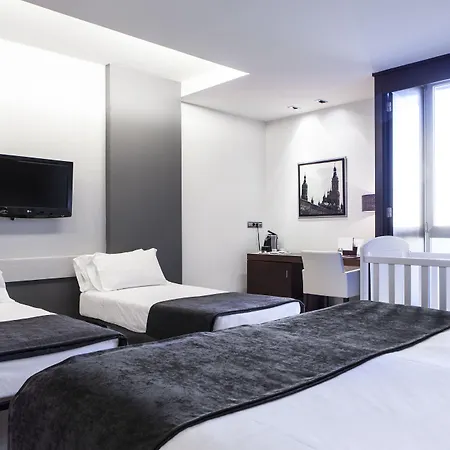 فندق Diagonal Plaza