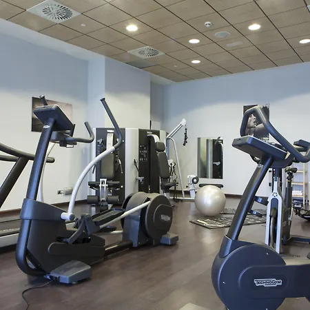 فندق Diagonal Plaza 4*