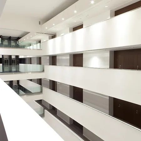 Diagonal Plaza 4* Σαραγόσα
