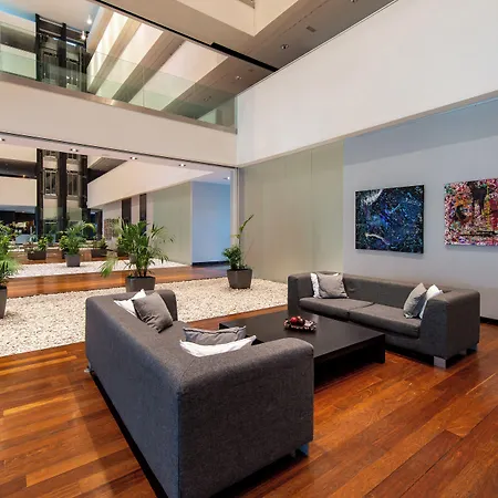 فندق Diagonal Plaza سرقسطة