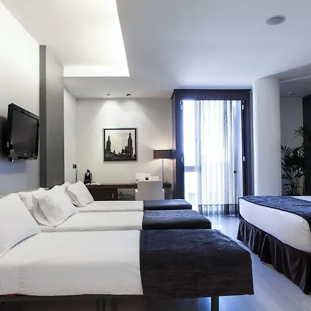 Hotell Diagonal Plaza 4*