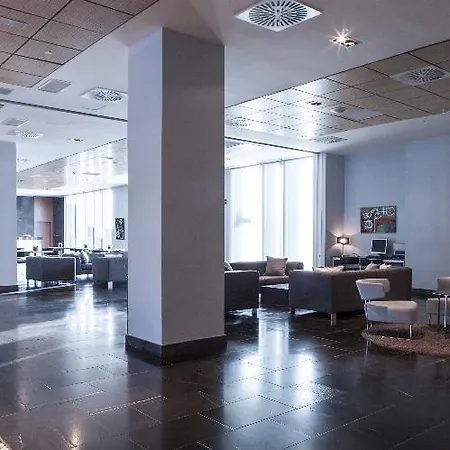 Diagonal Plaza Hotel