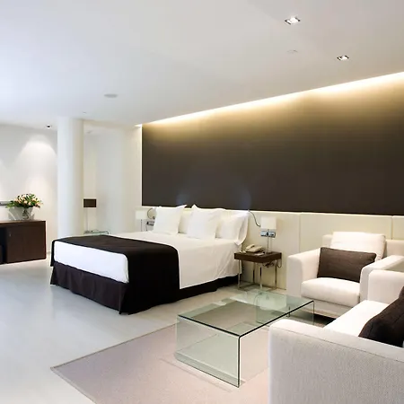Diagonal Plaza Hotel