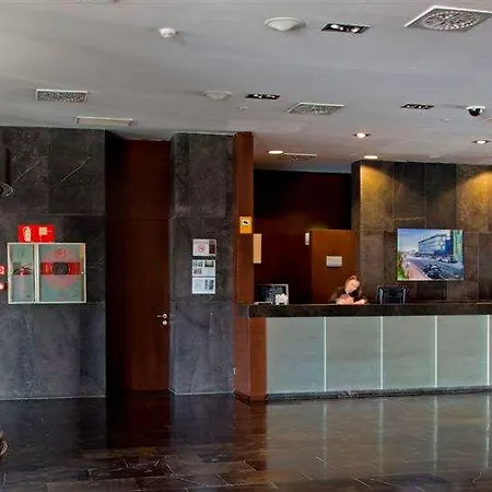 فندق Diagonal Plaza