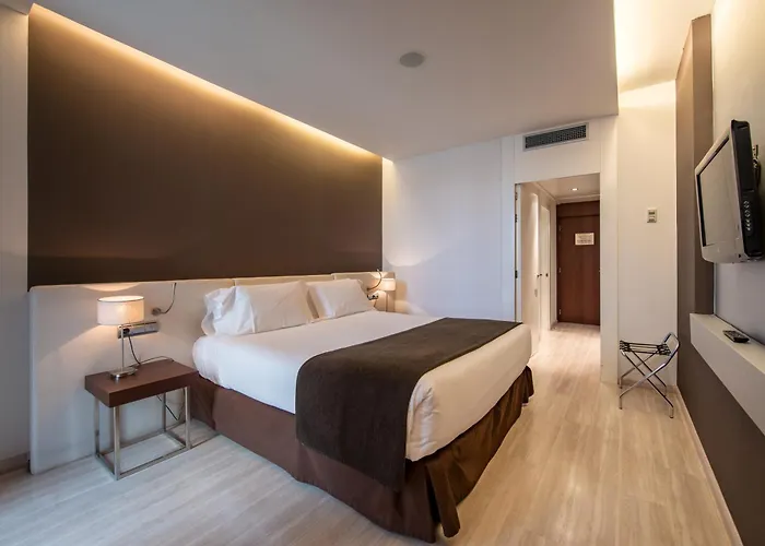 Hotel Diagonal Plaza 4*