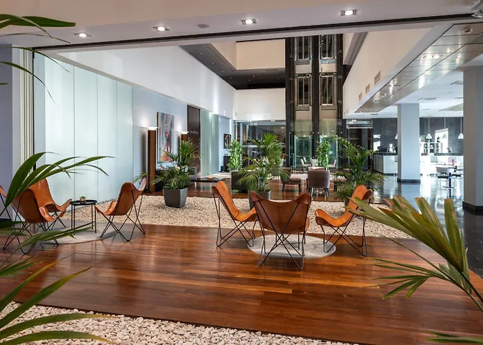 Hotel Diagonal Plaza 4*